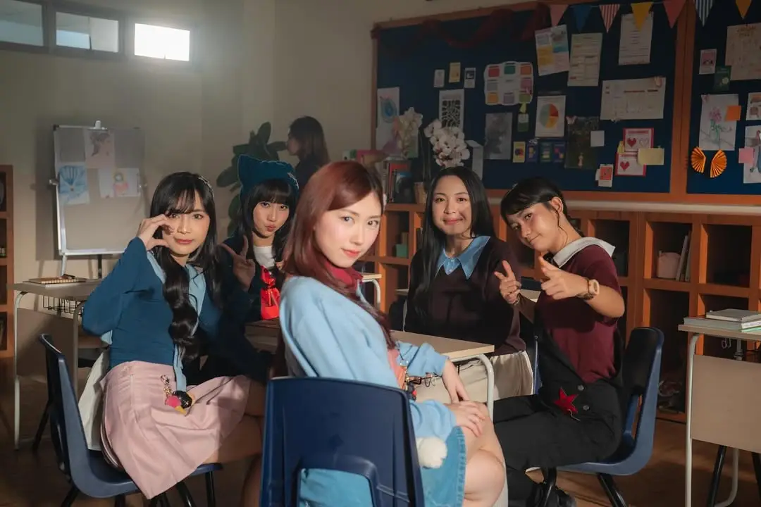 wih gaya posenya kece bener ❤️‍🔥#freyajkt48 #jkt48newera #photobook #percikkecil #fyp 