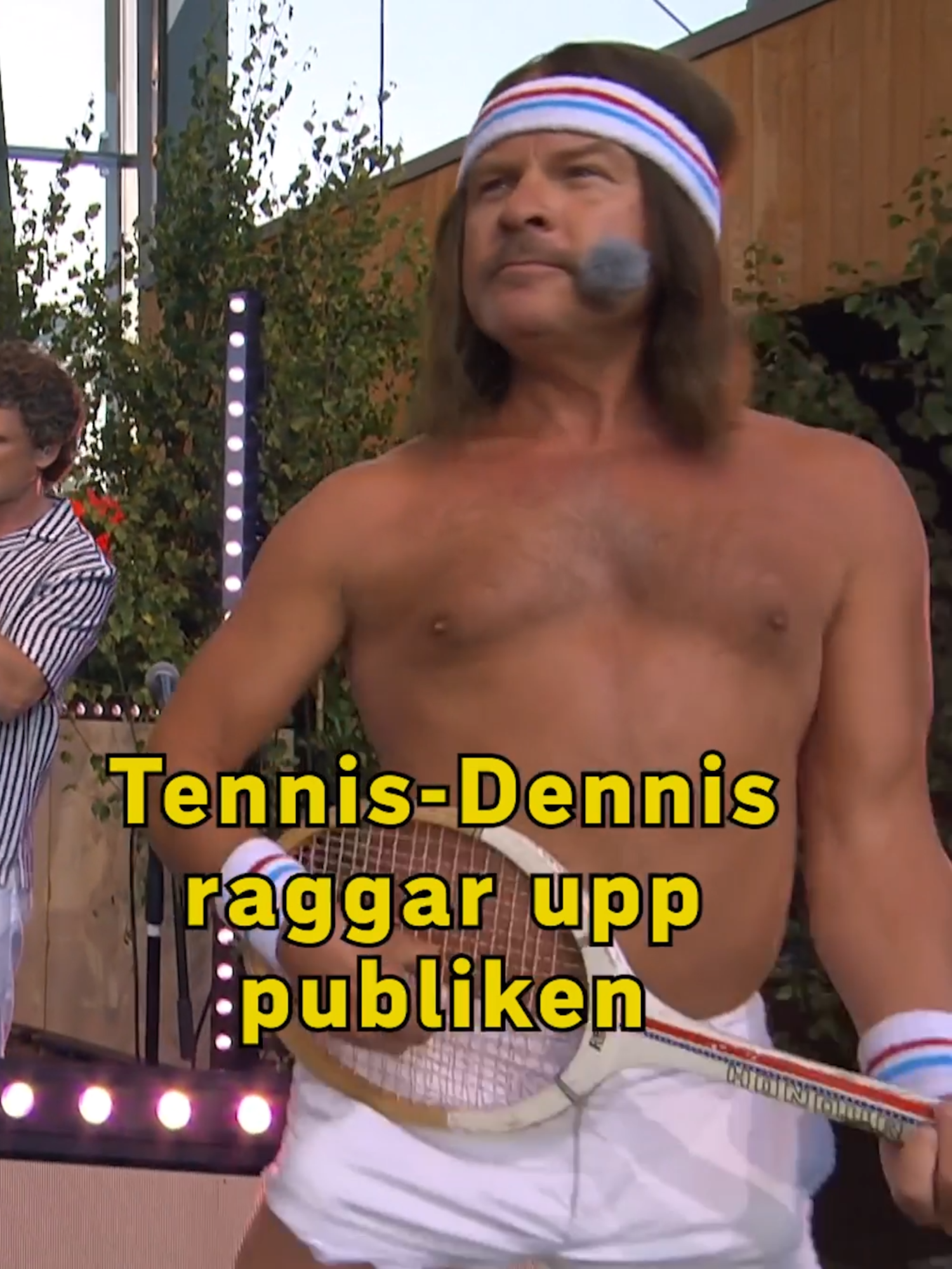 Game, set, match, fördel Dennis! ✌️🎾❤️ Allsång på Skansen 👉 länk i bio ☝️ . . . #allsångpåskansen #stockholmopen #Pride #svthumor #svtplay #roligt #bästa