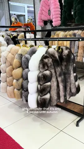 Better get that fur coat right now 😌 If you are interested in fur coats you should check our page ✅ 100% Genuine Fur & Premium Leather Jackets ✨ To order: +90 541 488 7527 IG: gazi_fur  #fur #leather #furcoat #autumn #fyp  