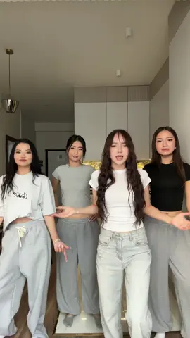 @4ever.giirls 