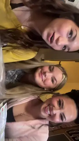 We are so back!😝💕 @brooklynnn🍒🧸🌷🏹 @soph.marie0819 #fypシ゚viral #trio #backagain #💕💕💕💕 #friends  