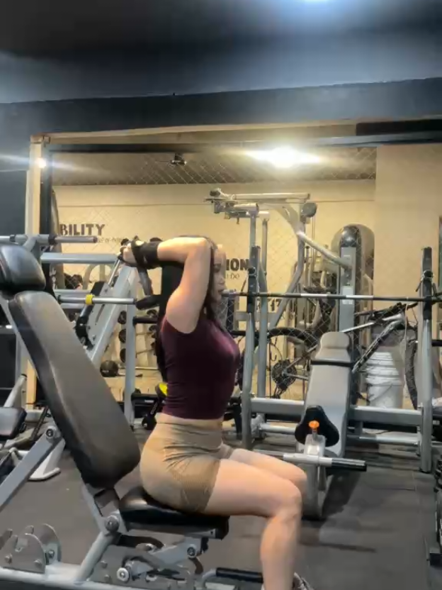 #fyp  #dailymotivation  #DailyRoutine  #Fitness  #gym  #Coach  #letsgympembo 