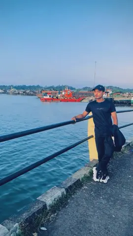 Always enjoy your life alone👍❤️#juata #juatalaut #tarakan #tarakan #indonesia🇮🇩 #indonesia #ind #foryou #foryoupage 