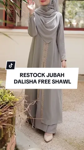 Jubah dalisha back in stock guysss 🤩😱 Kalau nak grab better grab sekarang dalam live taw🌟🔥 #naisyahxclusive #jubahnikah #jubahtunang #jubahmuslimah #jubahlace #jubah #jubahironless