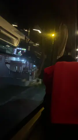 Naik bis+lagu jawa+merantau