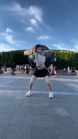 📍USJ🌍—Jhope killin it girl #killinitgirl #dance #reels #fyp #japan #osaka 