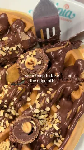 Ferrero Rocher and Nutella 🙂‍↕️🙂‍↕️🙂‍↕️ #Foodie #sweettreats 