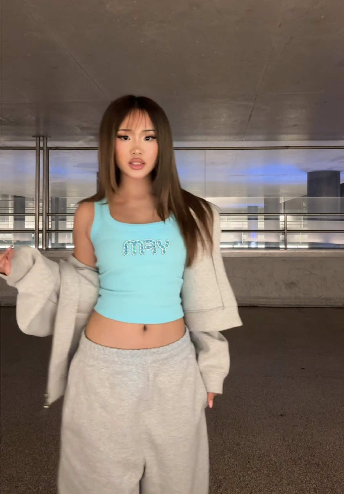 Summer in berlin 🌧️ #berlin #fitcheck #jogger #OOTD #fashioninspo #outfitidea #asian #asiangirl #viral #fyp @YFM 