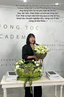 Có thể tui là một make up hiếm hoi không tham vọng lớn... Nhưng không đồng nghĩa với việc tui cho phép bản thân làm việc hời hợt... vậy nên tui nâng cấp bản thân một chút, một chút một để dần hoàn thiện bản thân và cố gắng đem đến sự hài lòng nhất cho khách hàng 🥰 #makeupthanhhoa #xuhuong