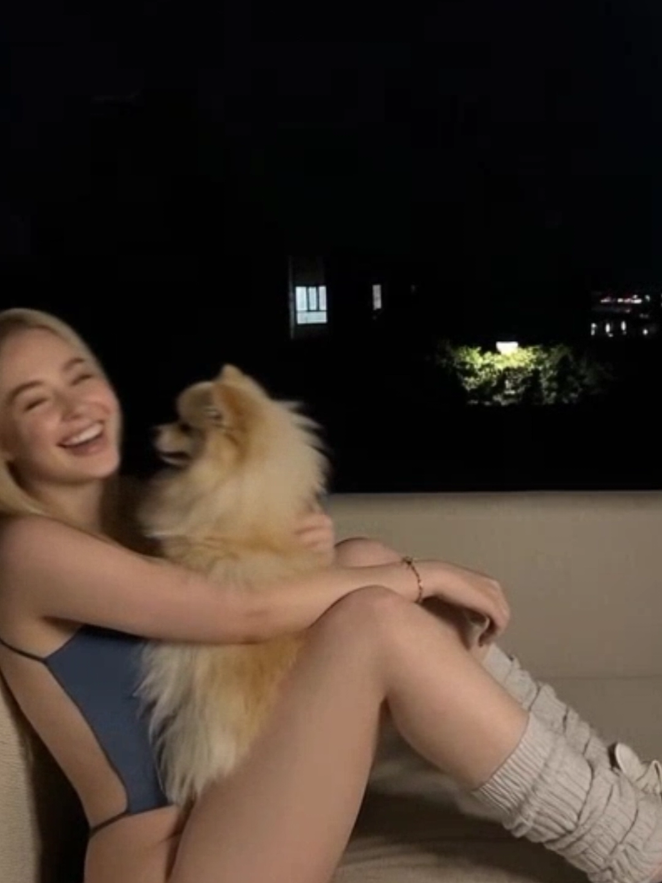 Hi there ✌️ #dancing #beautiful #bikini #ilove #fyp #selfie #Love 