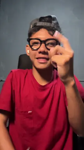 ga alay ga asik yg alay udah pasti menarik😝