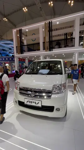 Suzuki APV mejeng di GIIAS 2025!! Gokils! Legend bgt ni mobil, siapa yang punya memori sama ni mobil?! Tulis di komentar ges! #Suzuki #APV #SUZUKIAPV #GIIAS 