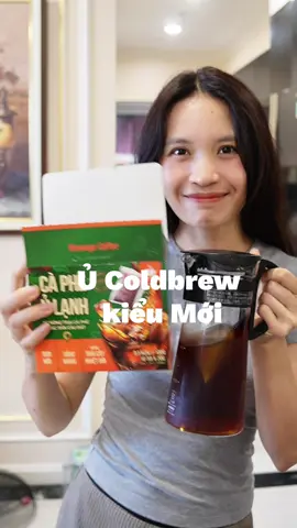 Thử Ủ Coldbrew kiểu này mà ngon ghê á mọi người. Nhưng ủ với nước dừa thì mình uống trong ngày thui nè 🥰 Ủ vs nước lọc thì bỏ bã để ngăn mát được cả tuần nha ☺️  #LearnOnTikTok #vtmgr #capheulanh 