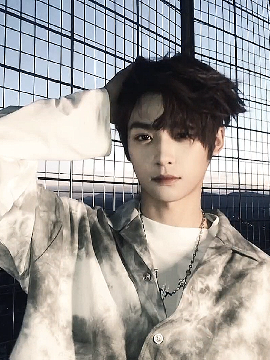 #WUSUOWEI — the ceo of babygirlism 🙏 chi cheng move it's my turn   #revengedlove #revengedloveedit #ziyu #chicheng #tianxuning #chinesebl #bl #mlm #cdrama #edit #fyp #viral #doriiye                  : wu suo wei edit, revenged love ep 16