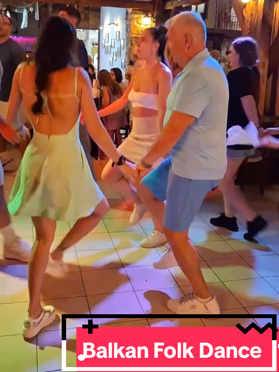 #bulgarian #folk #music #romanian #dance #Bulgaria #Romania #Balkans #хоро #kolo #horo #fyp #fyt #fyr #celebration #funnytiktok #viral 