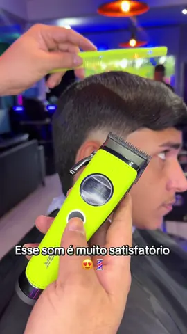 Sem dúvidas uma das melhores máquinas 🤩😍💈#barbeiros #barberconnect #fyp #maquina  @VGR Malaysia 