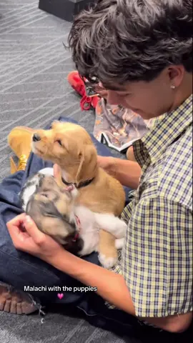 He's so cute 😭 I love him 🫶🏻 @Malachi Barton #malachibarton #malachibartonedit #fyp #viral #paratiiiiiiiiiiiiiiiiiiiiiiiiiiiiiii 