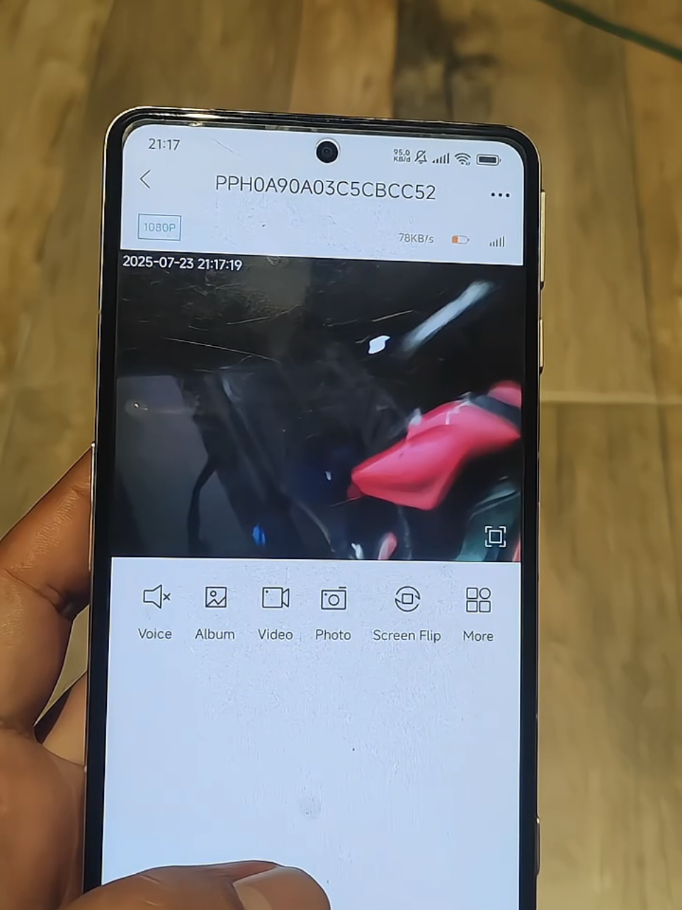 Kamera Kecil, Pengawasan Maksimal! Mini CCTV A9 ini bisa dipantau dari HP langsung lewat WiFi! 📡 Wide Angle 🌙 Night Vision 🎯 Resolusi 1080P Pas banget buat rumah, toko, atau kosan! Mulai 50 ribuan aja, udah bisa jaga keamanan 24 jam nonstop! 💥 Langsung checkout sebelum kehabisan! #cctvmini  #kamerapengawas  #alatrumahtangga  #keamananrumah  #produkviraltiktok 