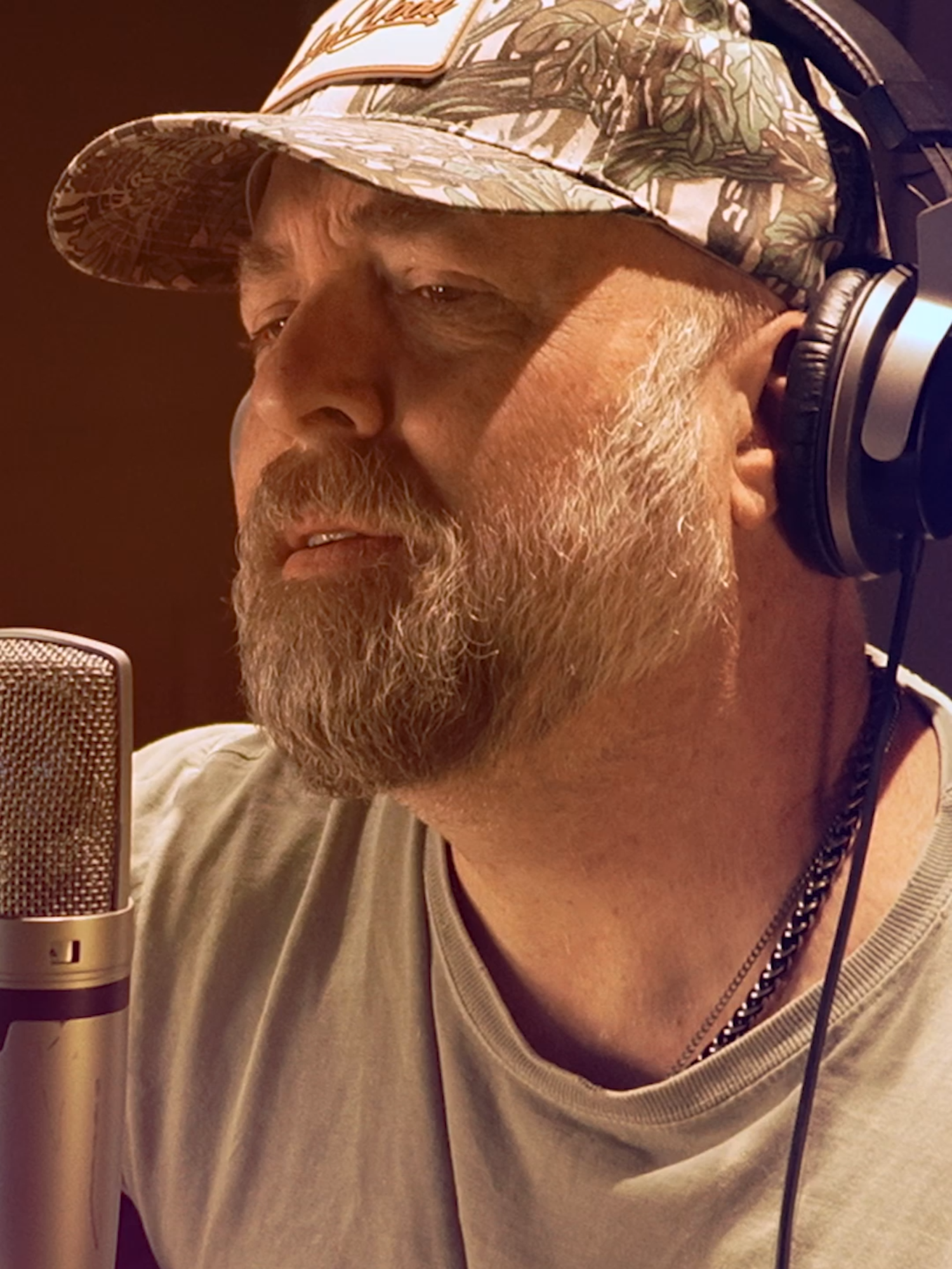 Hope this old worship song encourages today! #fyp #worship #countrymusic #jesus #faith #nashville #foryourpage #healing #christiantiktok stevenwoodmusic.com