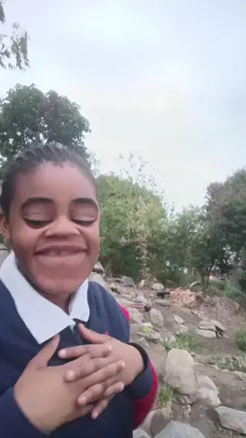 indlala iyentisana vele😭😭#fyp #relateable #comment #grow #views #xybca #randomthings #mzansitiktok #satiktok🇿🇦 #viraltiktok #fypシ #like #Love #relationships #jokes 