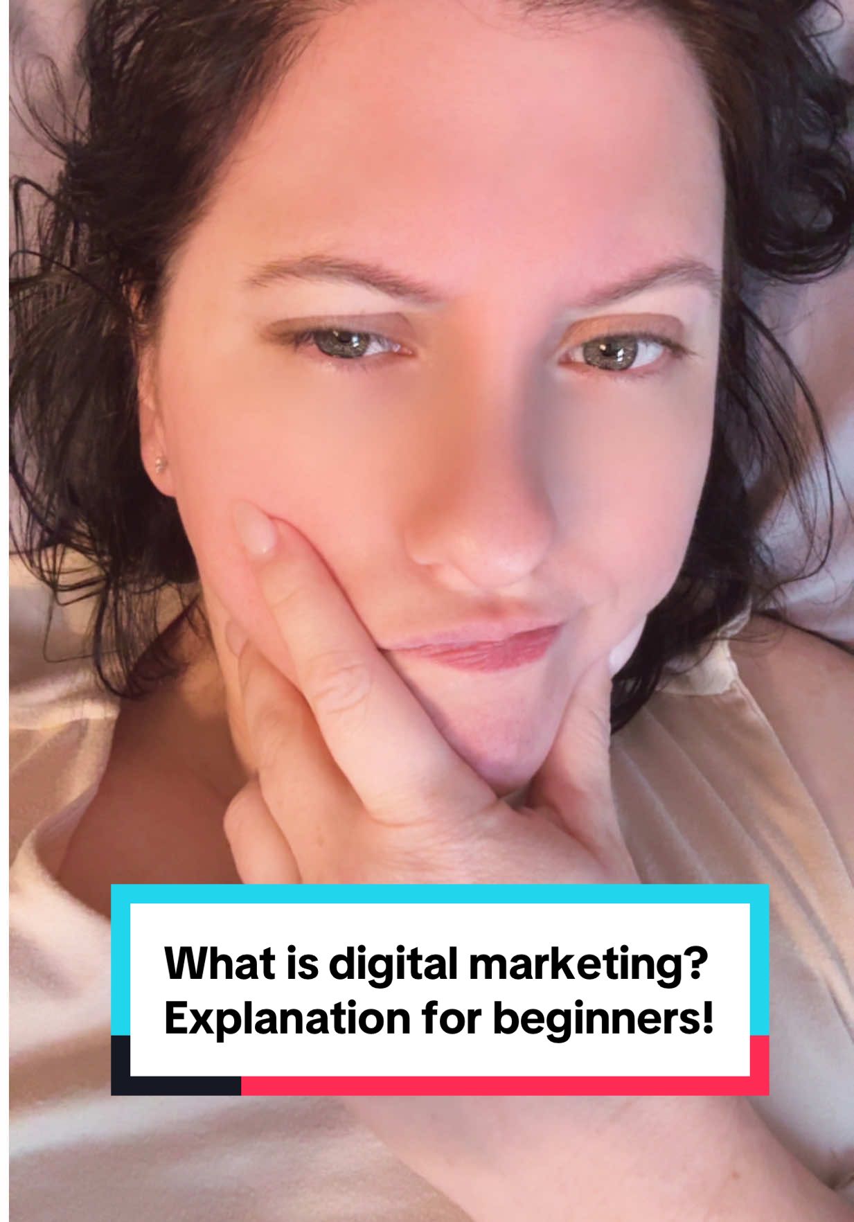 What is digital marketing? Digital marketing explained to beginners by a beginner! Digital marketing in a nutshell is using the internet to promote a product, service, or brand.  Digital marketing can be done through online ads, emails, and social media marketing including TikTok! Want to make money online without a product? You can use digital marketing to earn passive income from home! No inventory. No shipping. Just links + commissions 🙌 #DigitalMarketing #SideHustleTips #MakeMoneyOnline #WorkFromHome #BeginnerFriendly