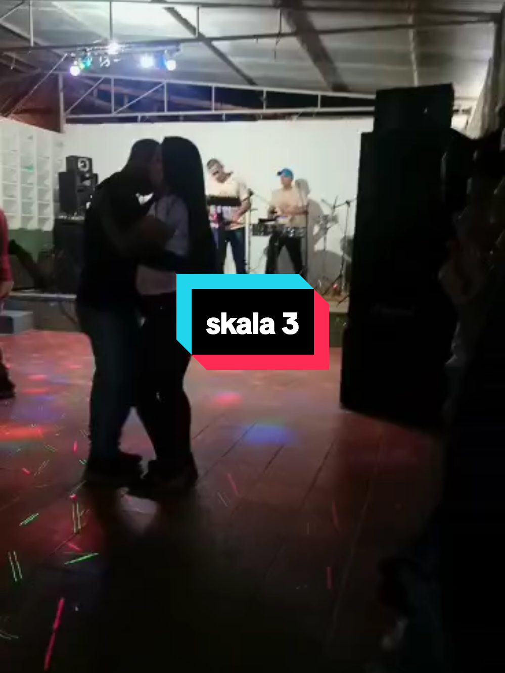 banda skala 3 desde atarigua #paratiiiiiiii #bandaskala3 #cantante #LIVEhighlights #LIVEhighlights 