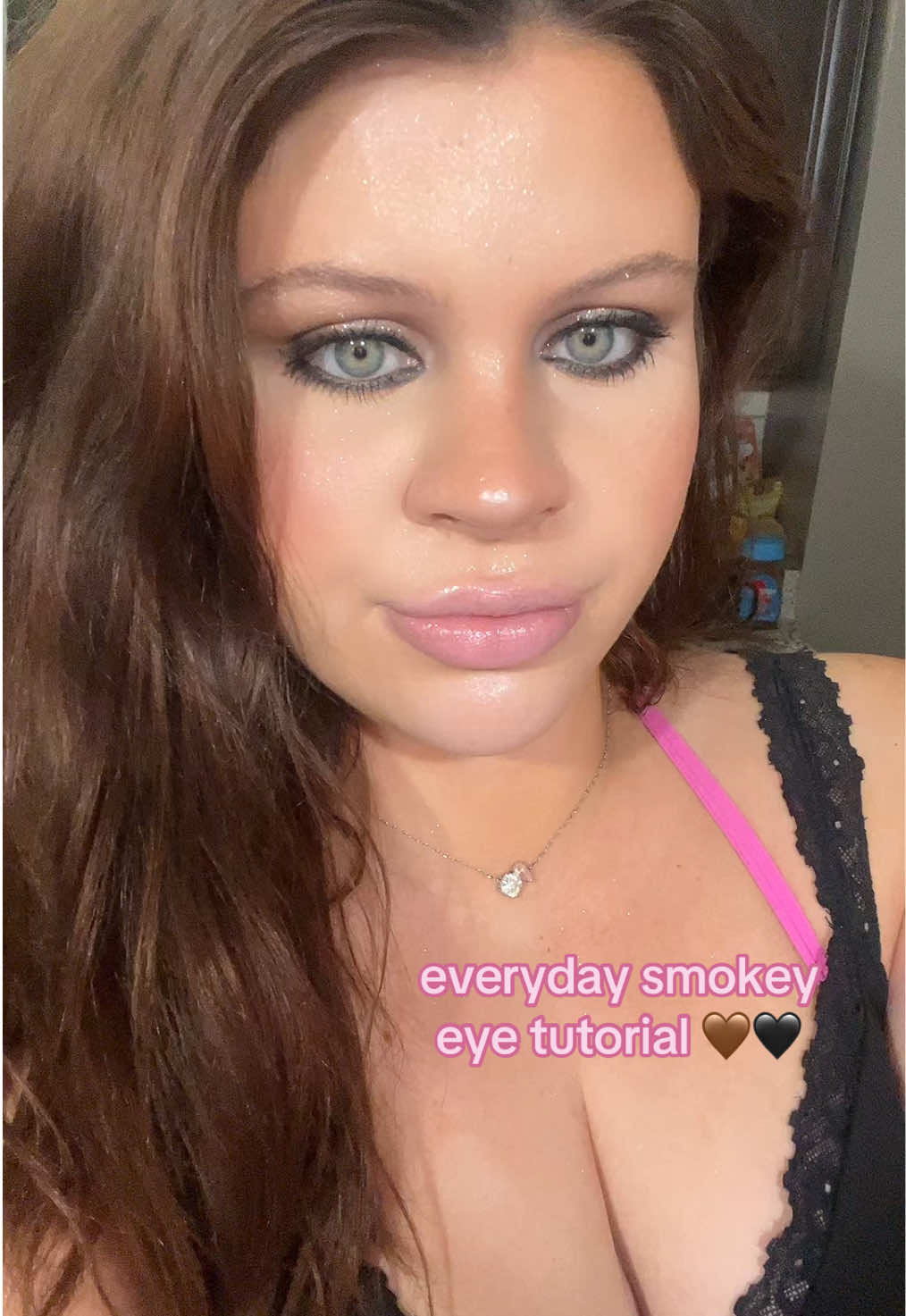 everyday smokey eye tutorial using @makeupbymario ethereal eyes palette 🤎🖤 #smokeyeye #makeupbymario  #y2k #trashy #trashymakeup #girlnextdoor #trashyy2k 