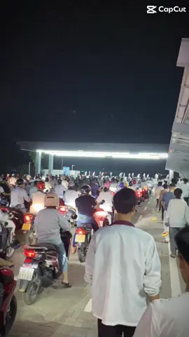 Khu tự trị mang tên Wistron. Một mình một sân chơi 🤪🤪 #witron #wistron #dongvan #hanam #vieclamhanam #vieclamdongvan #đilamvanvui #đilamvanvui #côngnhanngheo #côngnhan #phongtrocongnhan 