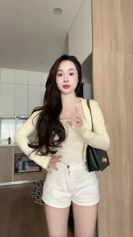 Áo khoác cardigan mỏng nhẹ thích lắm ạa