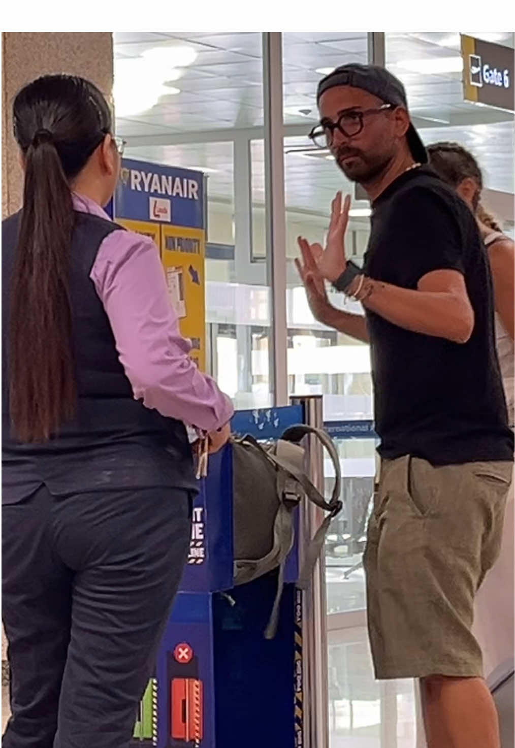 “Ahhhhh cmonnnnn!!! “ #nothingbeatsajet2holiday #ryanair 