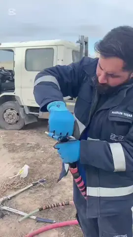 Yüreğimizi parçaladın abim gidişin bizi çok üzdü mekanın cennet olsun 😭😭