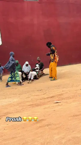 Prank 🇨🇮😂😂😂😂#cotedivoire🇨🇮 #viralvideos #funnytiktok 