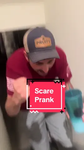 He turned my phone off 😂😅 #scaringpeople #scaringmyhusband #scareprank 