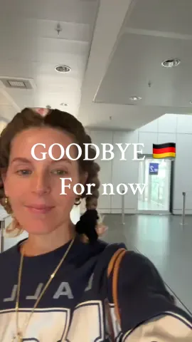 Made it after a 25 hour travel day and no luggage 🤣🤝🇩🇪✈️🇺🇸 gotta love ATL airport…not🤭 but we made a pit stop at Buc-ee’s so it was worth it🤣 #travel #traveltiktok #Vlog #vlogs #ditl 