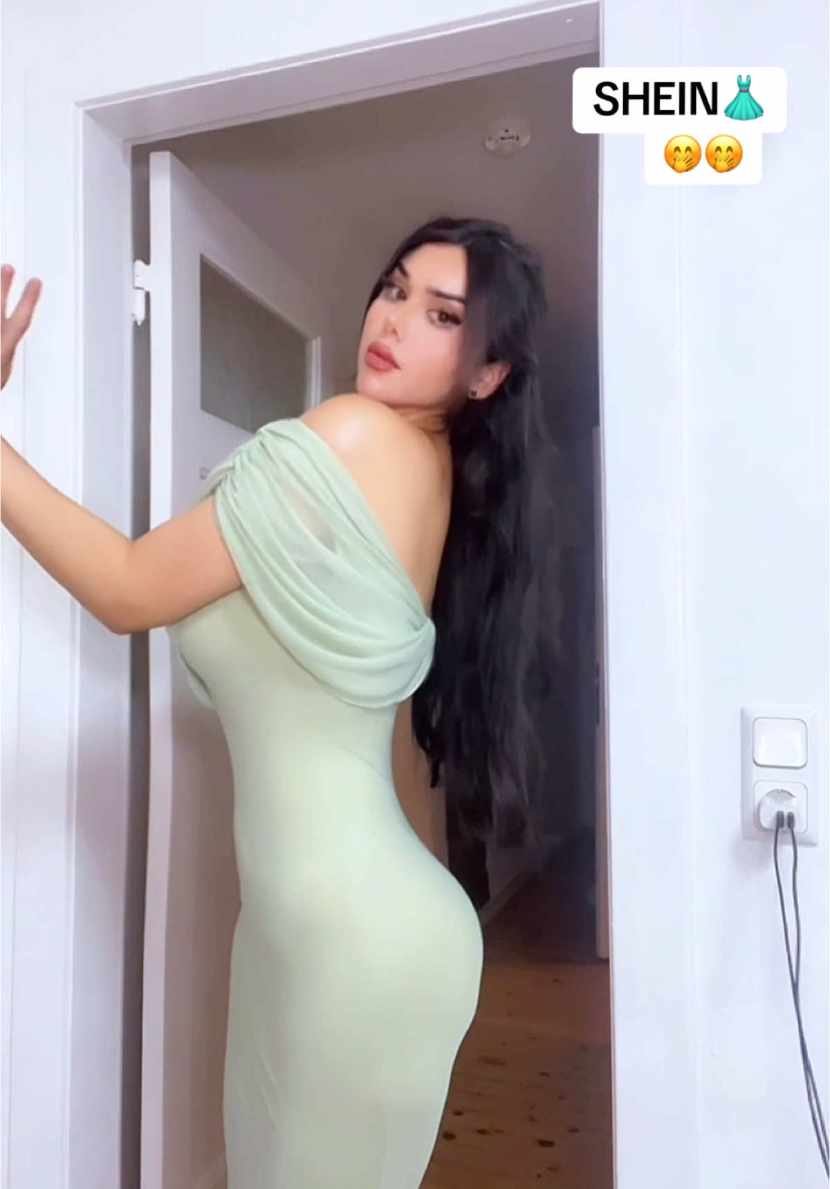 @SHEIN Germany @SHEIN عن WHHU9 للتسوق من مجموعتي العصرية على SHEIN 🔥 #احفظ_بأناقة #أمي_وأنا #إعلان #إعلان #دعاية #SHEIN للجميع  #SHEINtrends #Anzeige  # #SHEINforAll استخدم MDAlin للحصول على #خصومات!