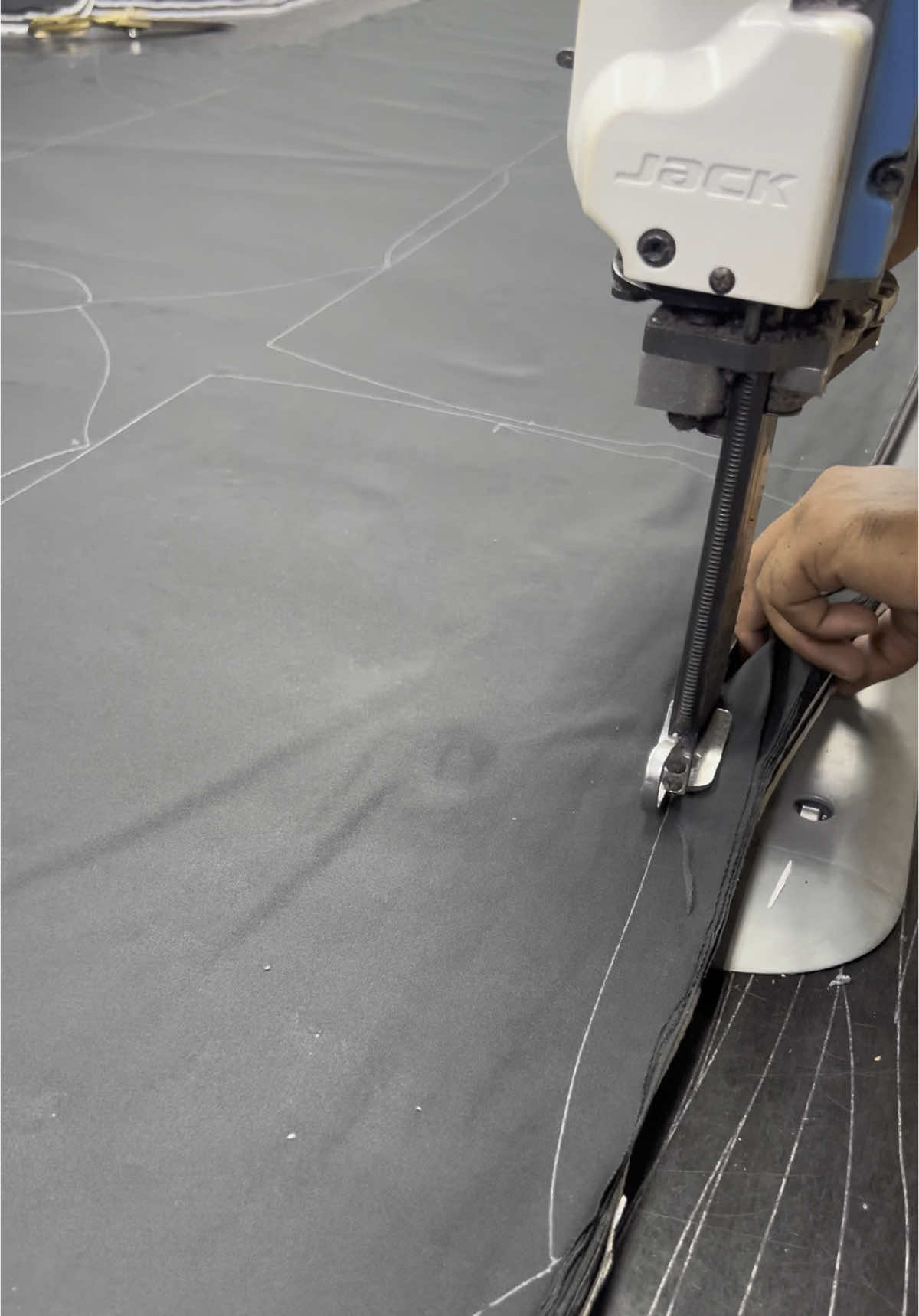 Sewing 🧵| Stitch | Crafts | Satisfying  #sewing #stitch #crafts #satisying #clothing #apparel #sportswear 