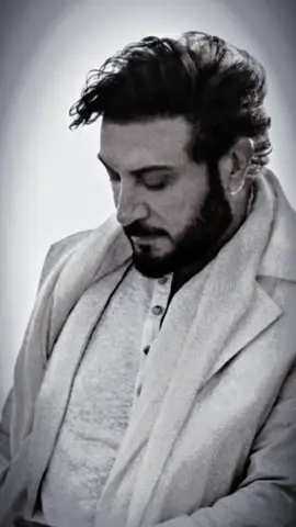⁨	عشان بس تعرفون وشقد هي ظالمتني 💔 . . . ‫#ماجد_المهندس ‏‪#majidalmohandis‬ ‏‪#explore‬ ‬ #برنس_الغناء_العربي #صوت_الحب⁩ @ماجد المهندس 