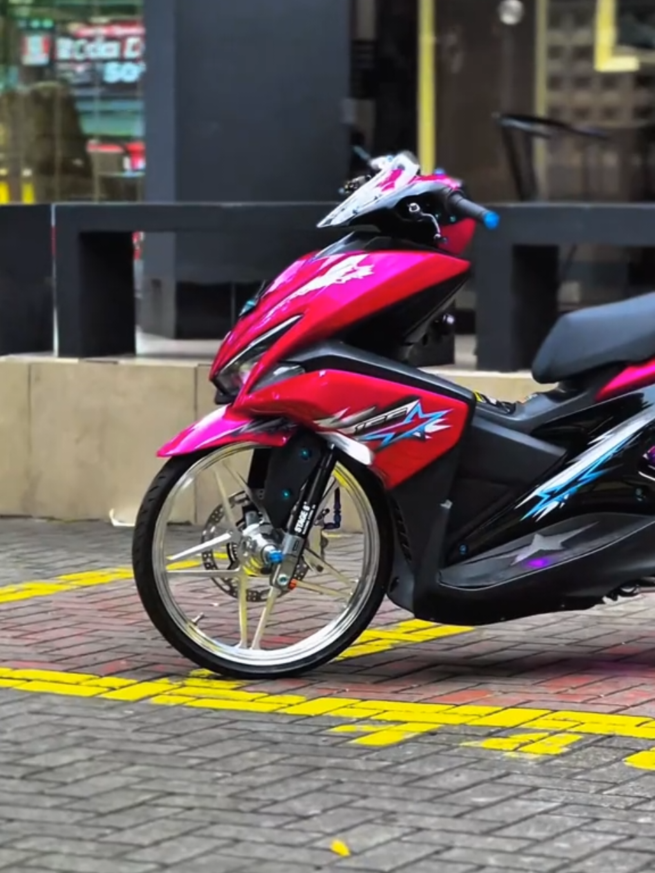 minimal pink yee #aerox 