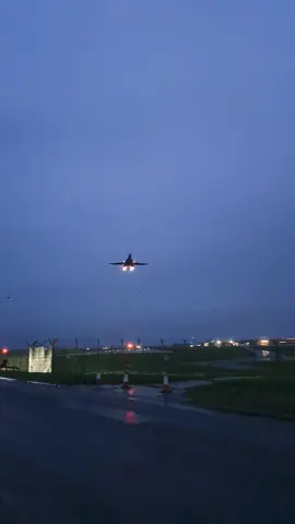 #afterburner #usaf #takeoff #bomber #jet  b1 bomber departs Fairford November 2023