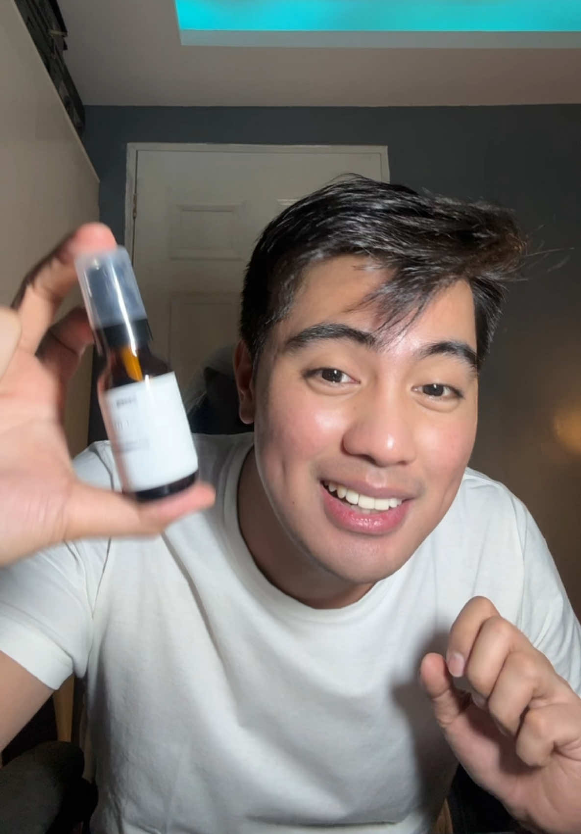 Replying to @aims.ocampo Kung di mo pa natatry tong magic serum na to, eto na yung sign mo 💯👌🥰 #serum #faceserum #dermorepubliqserum #dermorepubliq #erwindelarosa 