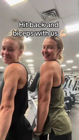 Nothing like a sister workout 🙌😛💪🏼💪🏼 #GymTok  Workout details:  Barbell rows 4x (increase weight each time)  Lat pulldowns 3x  Seated cable rows 3x  Curls 3x (10 reps each arm)  Pull downs 3x  Isolated bicep machine 3x  10-15 reps each set 🙌