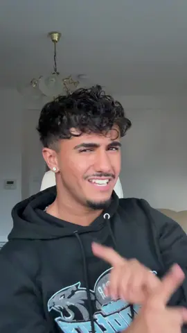 لا تهزك بوش التوتي 🤭
