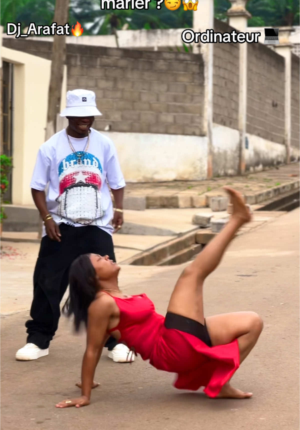 @Diamant choco 💎 tu est forte hein 😎😎😎.@DELTA LE GUERRIER 237 @ELECTRA BB @Mr BLUE💙 @MOCTAR EL SALIM🇨🇲 @stevyxender @Tableau d'honneur @Belva @Chapeau de paille237🇨🇲 @Chétté⚔️🇨🇲🥶 @Davia_off🇨🇲 @Dj choco Officiel 237 😎🇨🇲😎 .#225🇨🇮 #237🇨🇲 #231 #242 #pourtoi #pourtoii #tiktoknews #dancer #followers➕ #challenges 