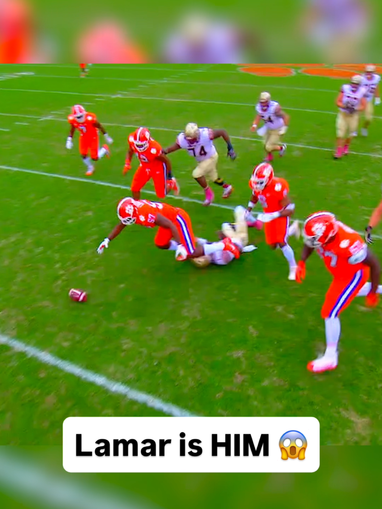 He got rocked 😳 #clemson #clemsonfootball #clemsonfb #clemsontigersfootball #clemsontigers #clemsontigersfb #ALLIN #gotigers #CollegeFootball #collegefb #ncaafootball #ncaafb #accfootball #accfb #accsports #football #fb #fyp #viral