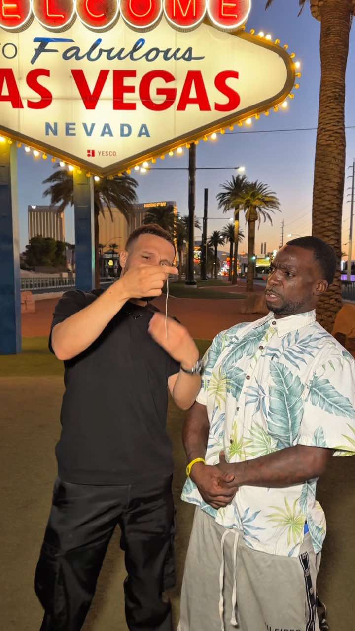 This trick makes this dude look insane! #CapCut #sossam #fentysuperbrandday #magictrick #magic #us #vegas #lasvegas #harlem #newyorkcity #timesquare #manhattan #viral #viralditiktok #virale #tiktoknews #magician #fyy #fyp #frypgシ #queens #crazy #WhatsPoppin #france 