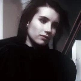 Jill Roberts 🖤#scream #jillroberts #jillrobertsedit #screamedit #emmaroberts @𝙩𝙧𝙞𝙣 ♱ @sun @seer ★ @⋆˚࿔ 𝐩𝐨𝐢𝐬𝟔𝐧𝐬 𝜗𝜚˚⋆ 
