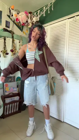 Back to School sale is on! U know @aelfriceden_official ?  Tysm for these pieces they sent me so obsessed, both shorts sweater and doggy tshirt from there 😙 use code arts25 for 25% off 🤭🩷🩷 #aelfriceden #backtoschol  #fashion #OOTD #streetwear #jorts #notsponsered 