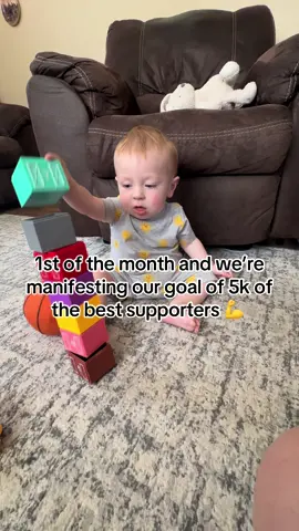 We’ve built the best community of support in the last week and we can’t wait to reach our goal of 5k! #firstofthemonth #goal#foryou 