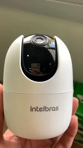 Mais que uma câmera wi-fi, uma babá eletrônica. 👶📷 #babaeletronica #intelbras #camera #seguranca #fy #tiktokshop 