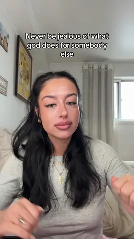 God has already written your story. We all have our own personal story written. That’s beautiful to me🤍🙏🏻 #spreadthegospel #jesuslovesyou #jesusisking #jesus #mtl #godisgreat #godisgood 